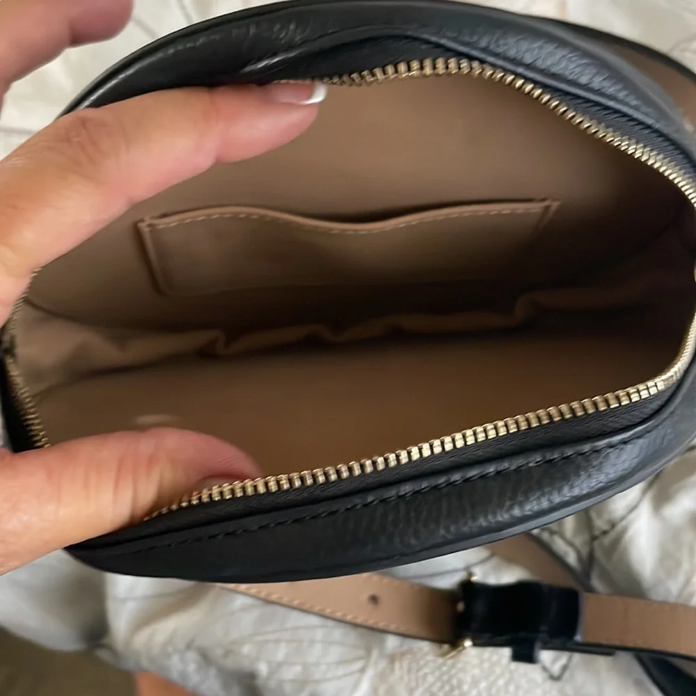 Michael Kors black circle Fanny pack size s/m
